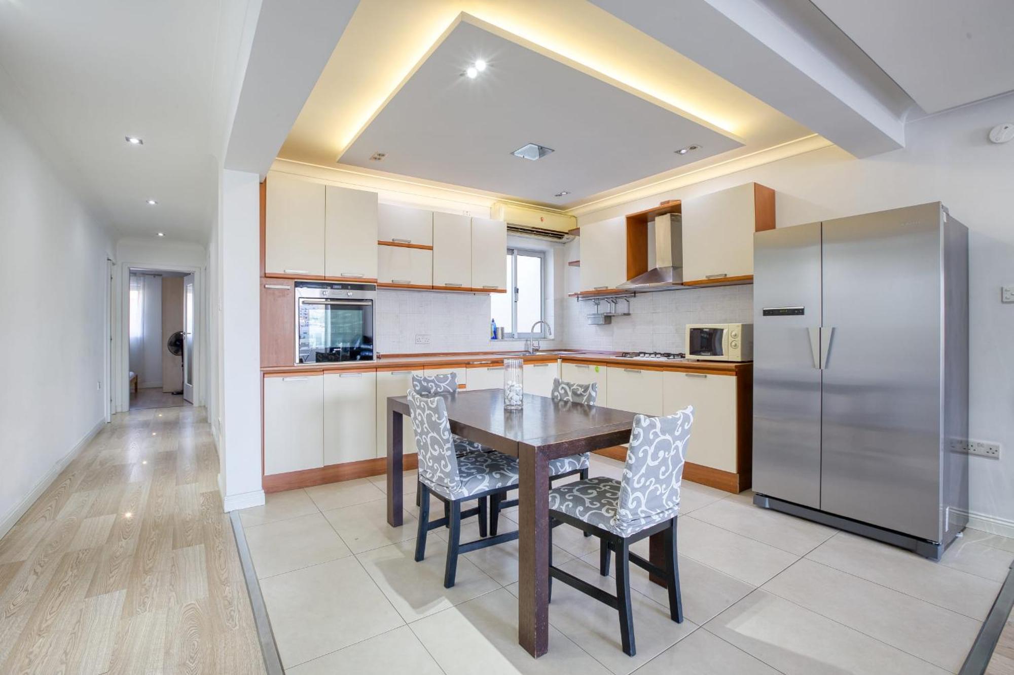 Seafront Apartment-Hosted By Sweetstay Pietà Exterior foto