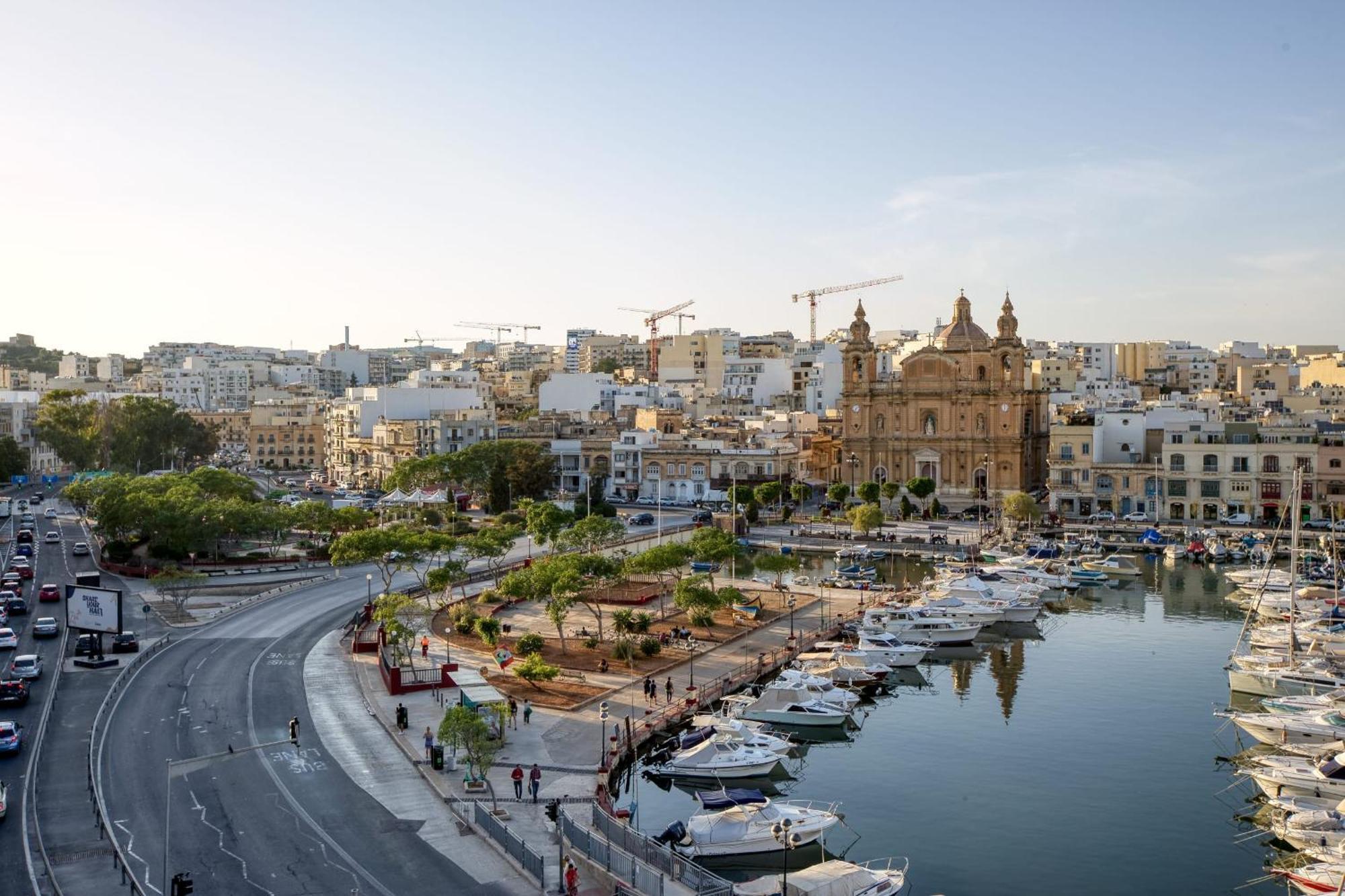 Seafront Apartment-Hosted By Sweetstay Pietà Exterior foto