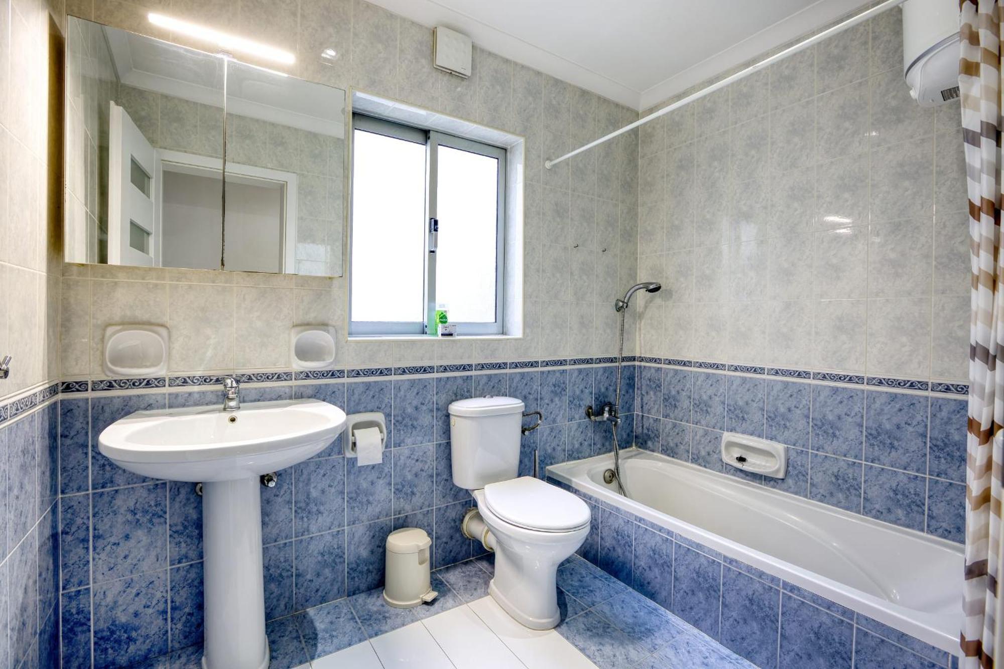 Seafront Apartment-Hosted By Sweetstay Pietà Exterior foto